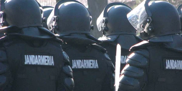 Jandarmii vor coordona liniștea și ordinea publică în afara stadionului Ilie Oană (foto: arhivă)