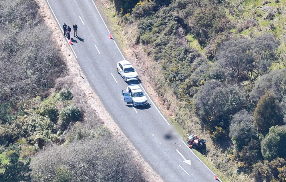 Tatăl fugar care de 4 ani trăia în sălbăticia din Noua Zeelandă cu copiii săi a fost împușcat mortal