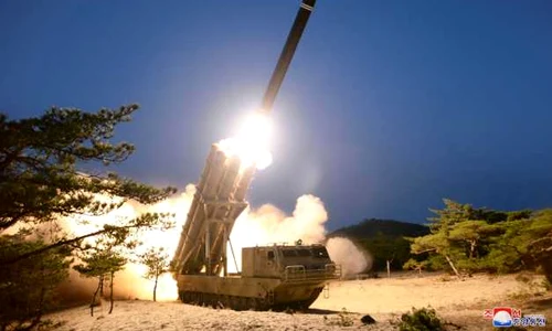 Coreea de Nord testează un lansator multiplu de rachete 29 martie 2020 FOTO EPA-EFE