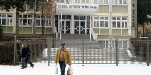 Colegiul Naţional „Petru Rareş“ atrage cei mai buni absolvenţi de clasa a VIII-a din oraş