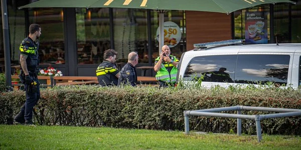 asolescent impuscat mortal de politie in olanda jpg