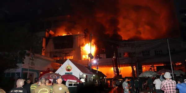 incendiu casino hotel pipet cambodgia foto epa efe jpg