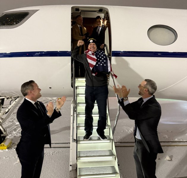 Trump a primit la Casa Albă un american eliberat de Rusia. „Ar putea juca un rol important” în negocierile pentru încheierea războiului 