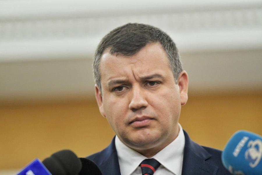 Eugen Tomac despre alegerile prezidențiale și influența Rusiei asupra democrației europene | sursa foto: Adevarul Eugen Tomac despre alegerile prezidențiale și influența Rusiei asupra democrației europene | sursa foto: Adevarul