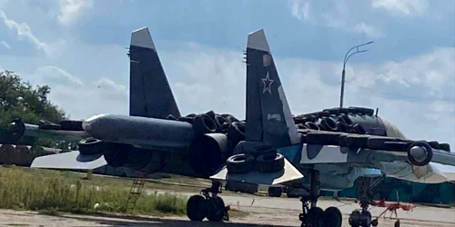 Improvizatie avioane rusesti cauciucuri FOTO X jpg