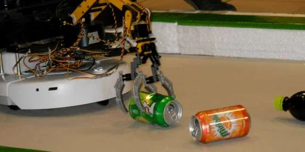Roboţi inteligenţi de la Cluj