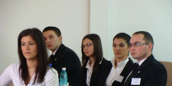 Studenţii mureşeni vor participa la faza internaţională a concursului