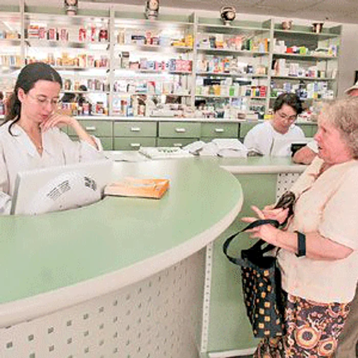 Hoţul a fost surprins de camerele de supraveghere amplasate în farmacie