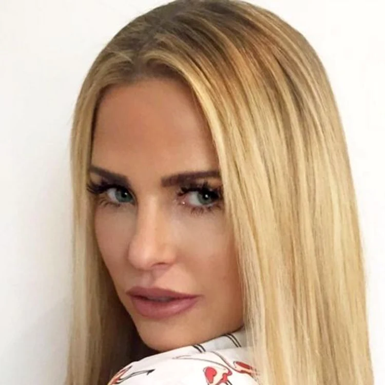 Katie Price este la al treilea soț și are cinci copiiFoto: Instagram