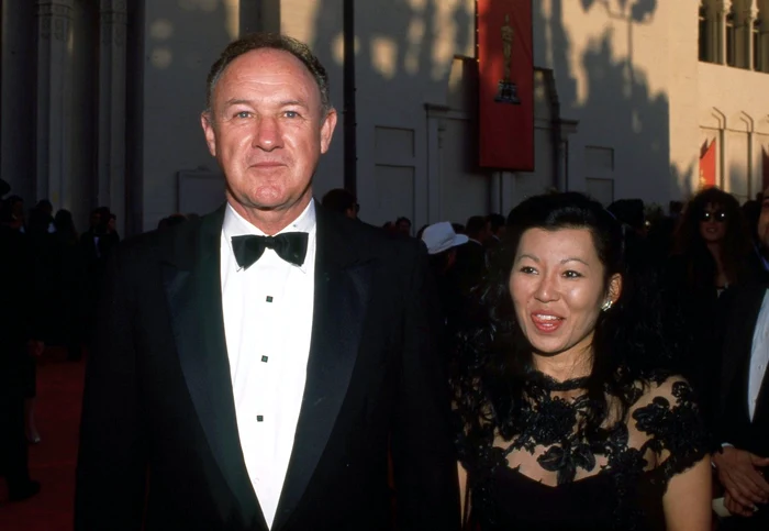 Gene Hackman și Betsy Arakawa, pe covorul roșu