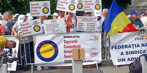 protest cotroceni FNSA FOTO fb  cartel alfa jpg