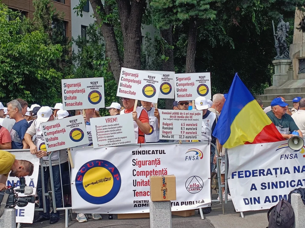 Protest al sindicaliștilor la Cotroceni. Patru confederații cer mediere cu Guvernul și majorarea salariului minim