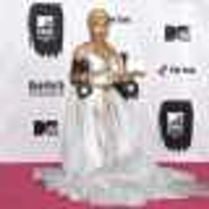 nicki minaj vma ema foto guliver/getty images