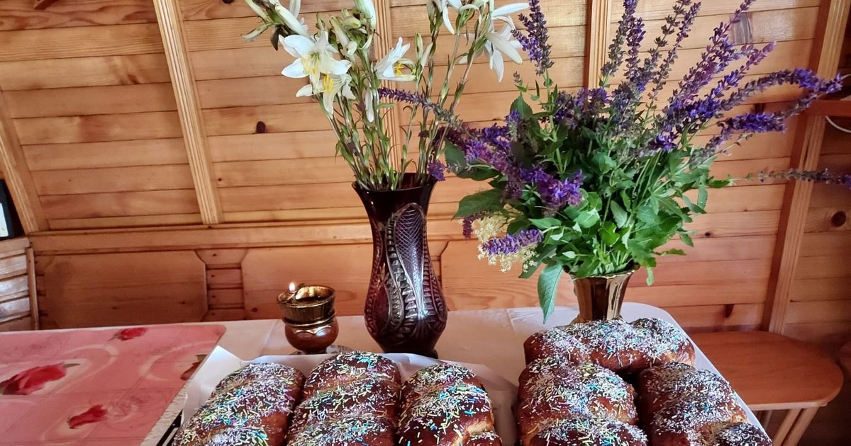 „Atenție la ofertele de pe rețelele sociale!” Ce trebuie să verifici atunci când cumperi cozonac, pască, prăjituri sau alte alimente gata gătite