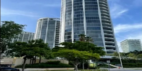 Complexul rezidenţial de lux unde locuieşte la Miami omul de afaceri Reza Zarrab FOTO via Miami Herlald
