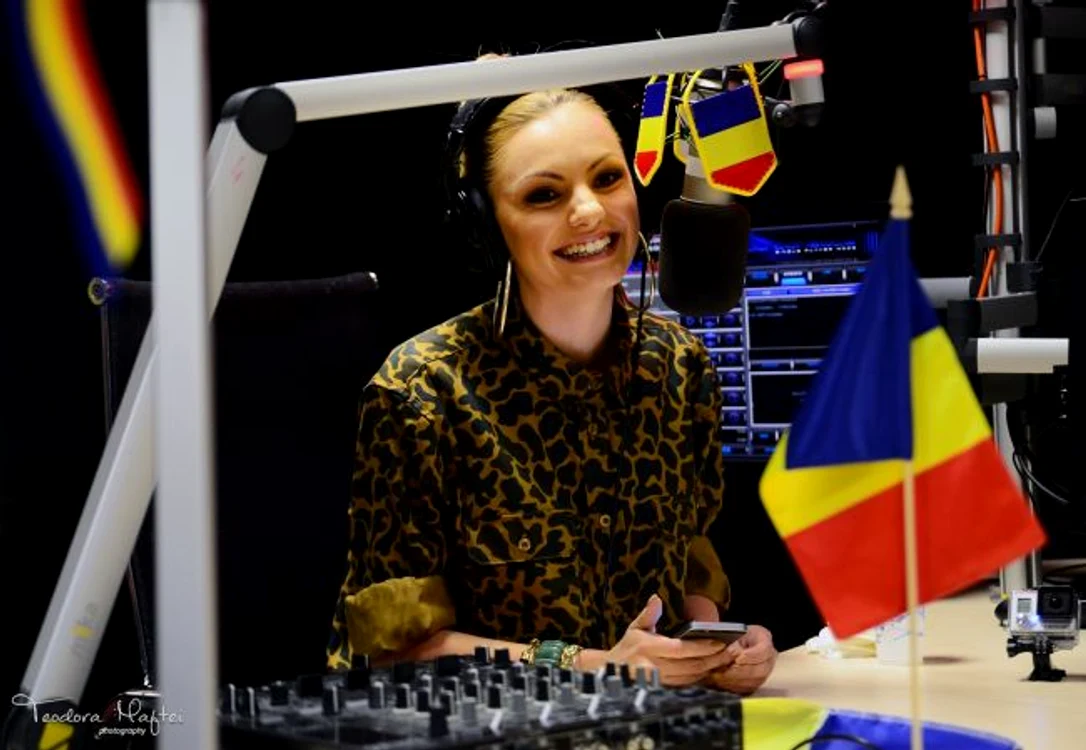 Alexandra Stan a cântat imnul României într-o variantă inedită