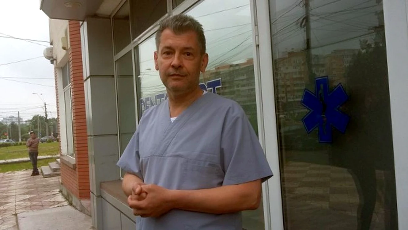Medicul Sergiu Brighidin. FOTO stiridegalati.ro