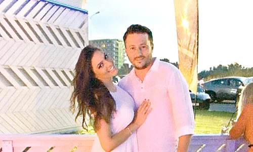 Amalia Ştefania  are 22 de ani şi se  iubeşte cu Cici de  aproape opt luni jpeg