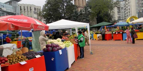 Doar azişi mâine mai puteţi cumpăra legume de la Toamna Piteşteană