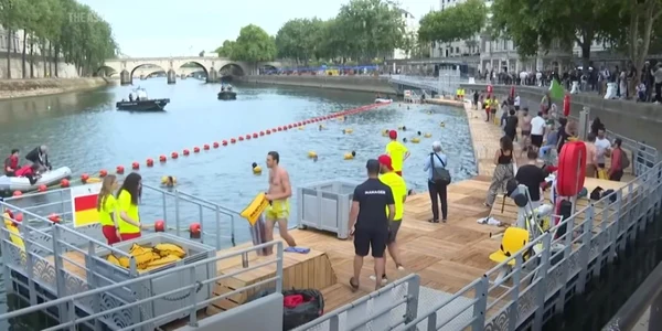 scaldat in Sena, Paris 2025, captura video jpg