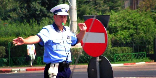 Devierea traficului va fi dirijată de Poliţie