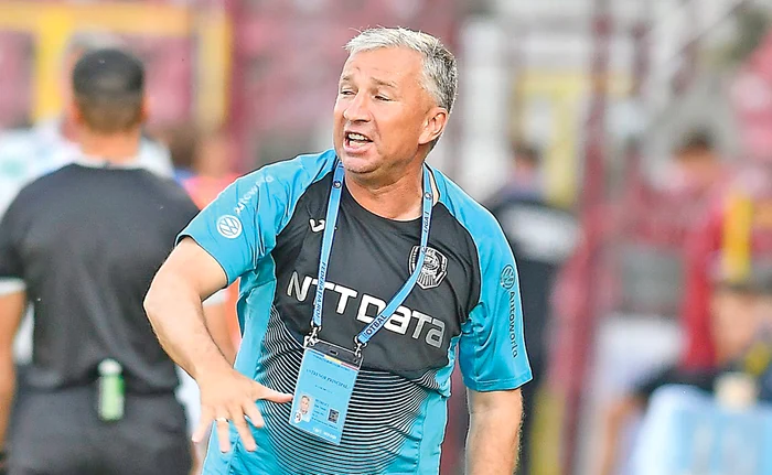 Dan Petrescu, 52 de ani. Vindecat, a fost externat după o săptămână