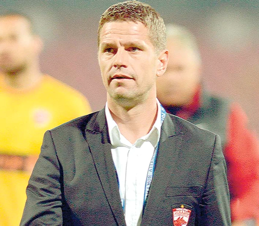 
    Flavius Stoican  
