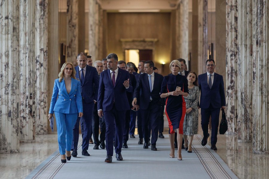 Angajarea răspunderii pe reforme, șah-mat dat contestatarilor Cabinetului Ciolacu. Mizele demersului