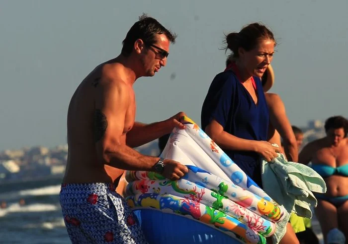 Alin Petrache şi fosta lui soţie, Mara, când încă mai mergeau împreună în vacanţe