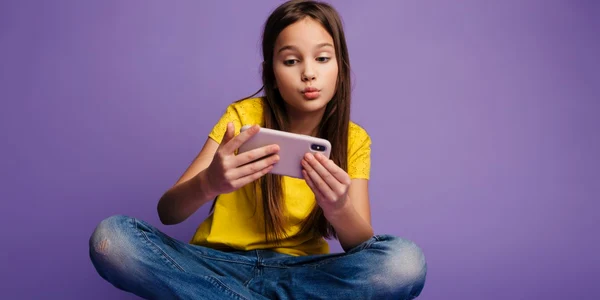 copil telefon jpg