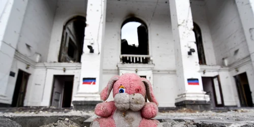 Război Ucraina - ziua 81 - Mariupol bombardat - 15 mai 2022 / FOTO Profimedia