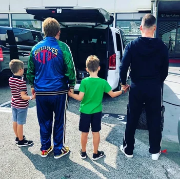2 elton john familie jpg jpeg