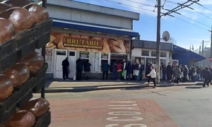 Am copt cozonaci de sărbători la o brutărie din Piața Reșița