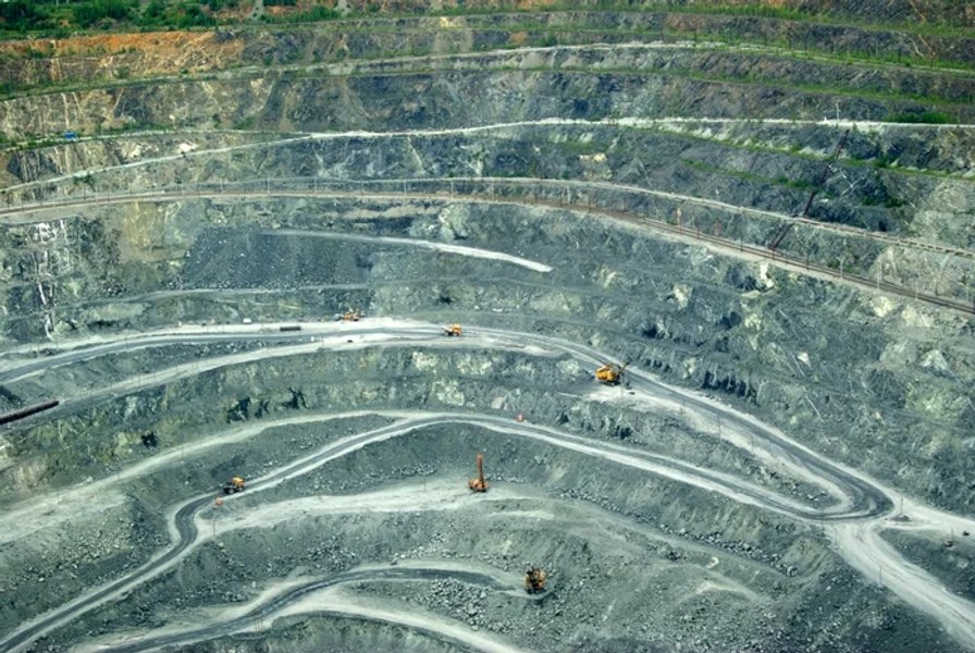 Vladimir Putin a dat termen guvernului să prezinte un plan de exploatare a metalelor rare până în noiembrie