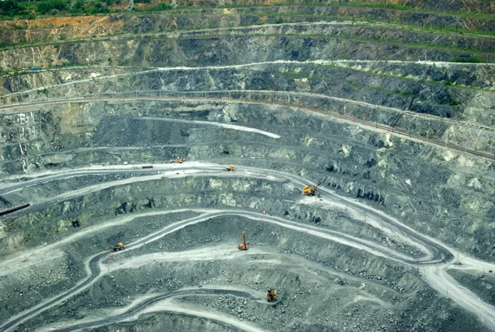 Vladimir Putin a dat termen guvernului să prezinte un plan de exploatare a metalelor rare până în noiembrie