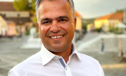 Adrian Veștea  fb Adrian Veștea jpg