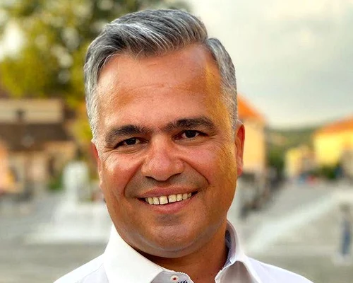 Adrian Veștea  fb Adrian Veștea jpg