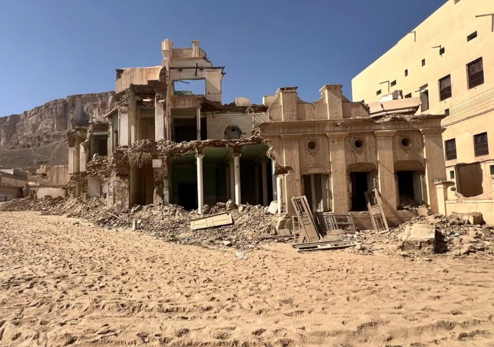 „Alte țări l-ar fi conservat”. Yemeniții deplâng demolarea palatelor din cărămizi de lut