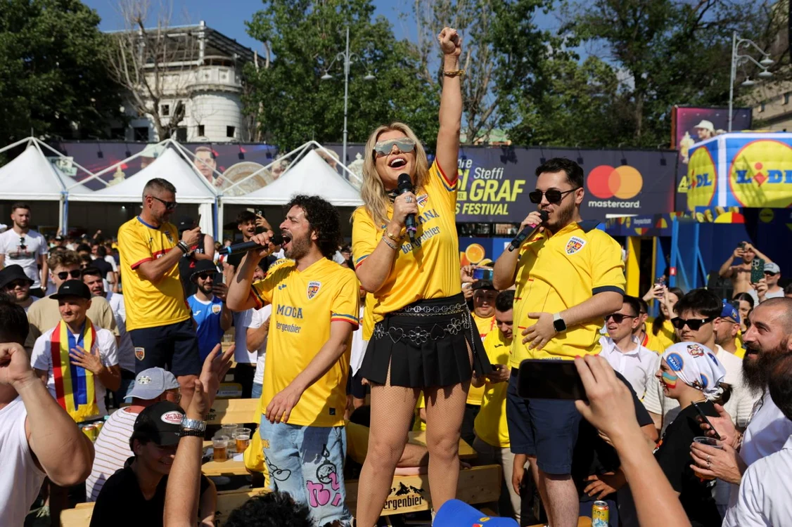 Loredana, Marius Moga și Ionuț Cercel au filmat un clip la Fan Zone