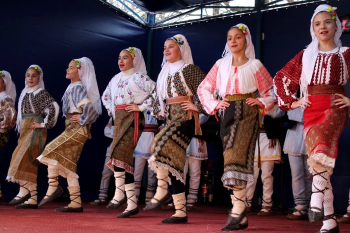 Evenimentul a fost organizat de Palatul Copiilor Brăila, cu sprijinul autorităţilor locale, în cadrul Zilelor municipiului Brăila