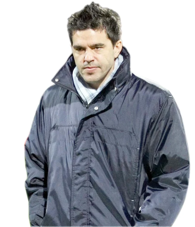 
    Cosmin Contra  