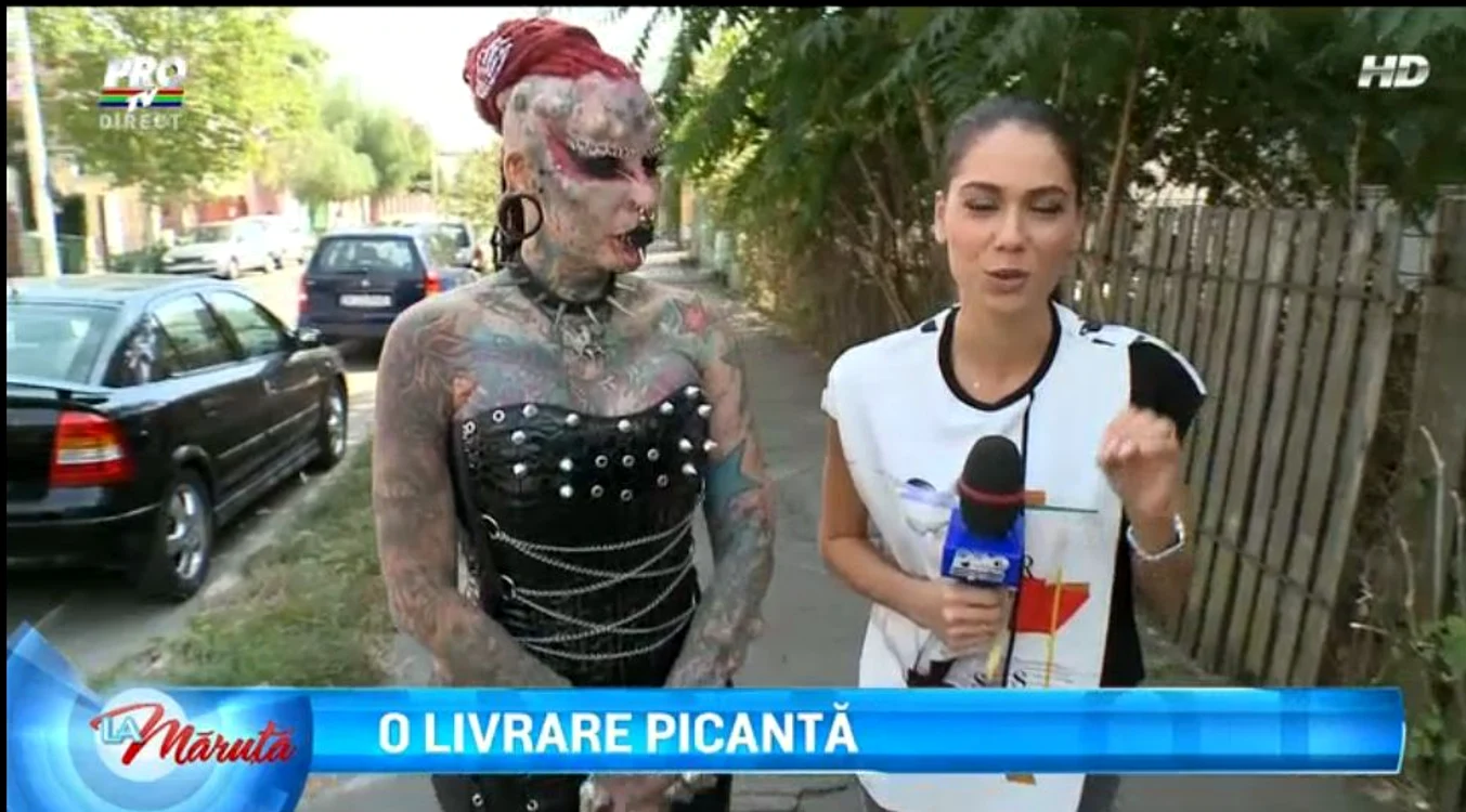 Femeia Dracula a livrat pizza în locul lui Cătălin Măruţă