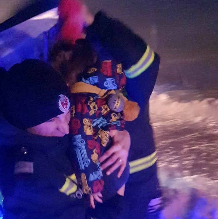 Salvatoprii de la ISU Vrancea au lucrat toată noaptea FOTO: ISU Vrancea