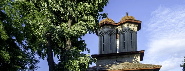 FOTO Biserica Târgului