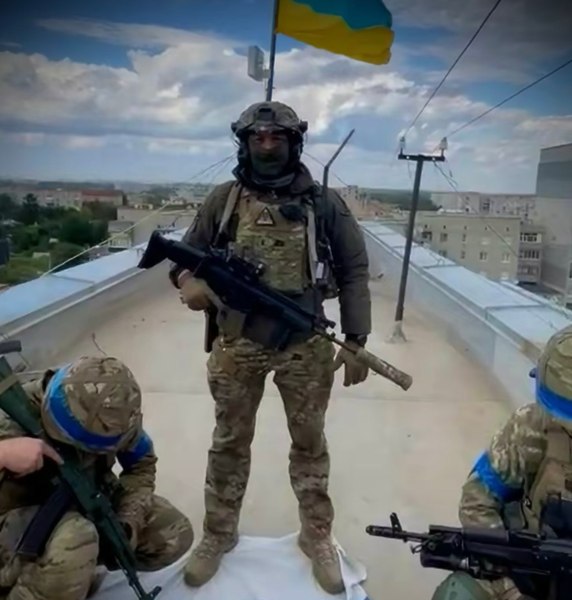 Ucraina înaintează cu tancurile în Rusia, pentru a cuceri a doua regiune de graniță. 11.000 de persoane au fost evacuate Belgorod VIDEO