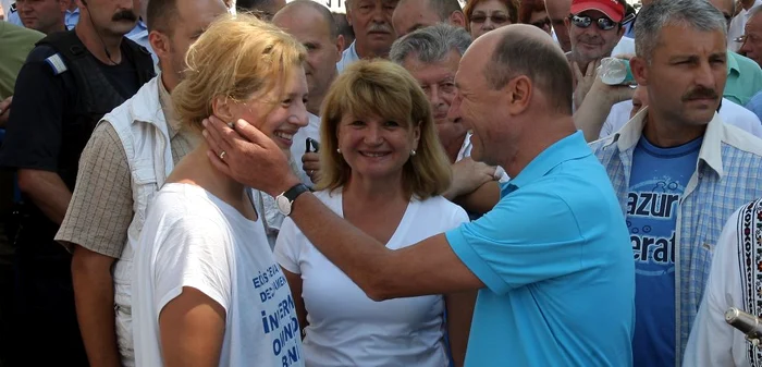 Ioana Băsescu se pregăteşte să devină al treilea politician al familiei FOTO Mediafax