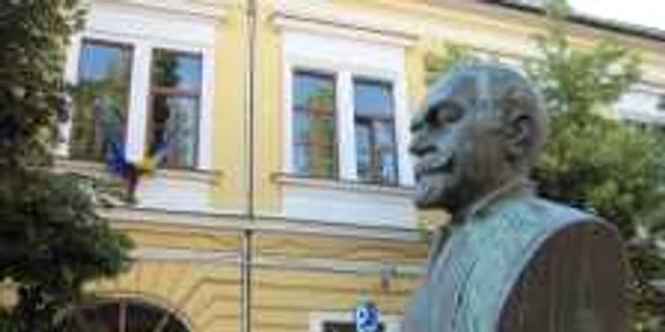 colegiul national emil racovita cluj foto
