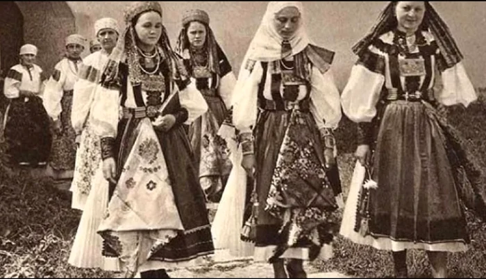 Românii aveau în trecut obiceiuri sexuale ciudate / foto: arhiva Historia