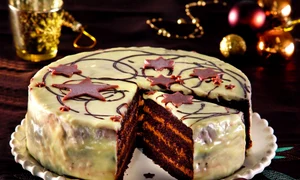 tort de ciocolata cu crema de lapte si cacao jpeg