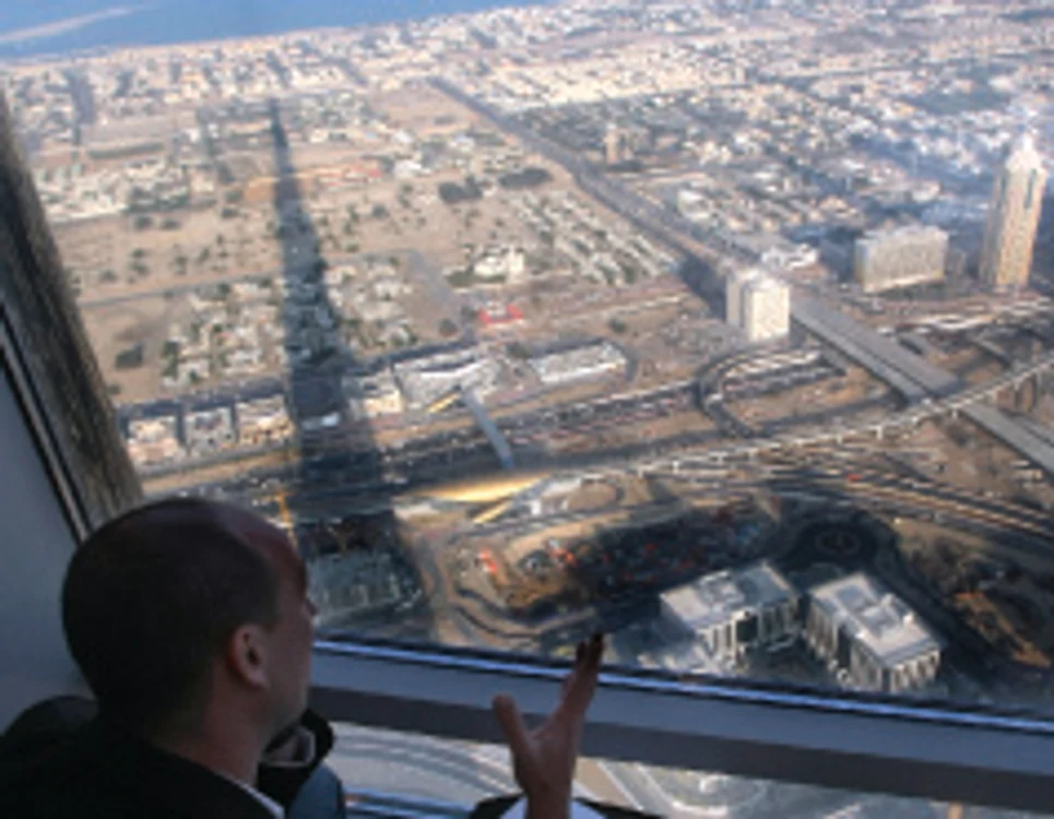 Panorama impresionantă atrage turiştii în Burj Khalifa
